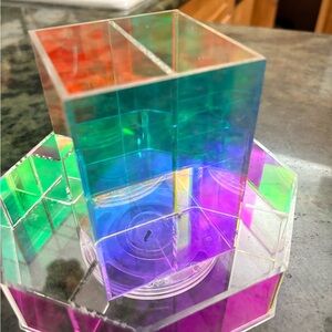 Iridescent Acrylic Makeup Organizer - Multicolor